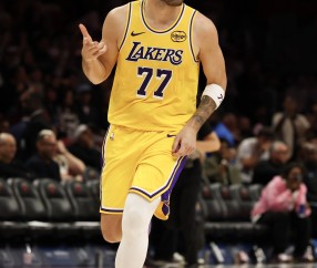 现役单场60+得分榜都有谁？18人上榜&amp;克莱堪称高效 竟6人砍过70+